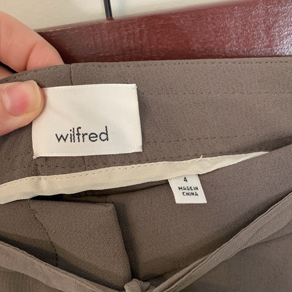 Wilfred Aritzia Taupe Cropped Pants Size 4 - Picture 4 of 8